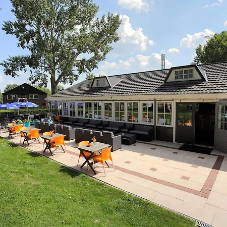Topparken – Recreatiepark Het Esmeer 3*